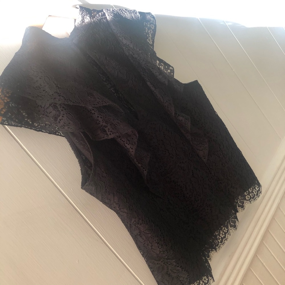 H&M Ruffles Lace Top - Picture 6 of 8